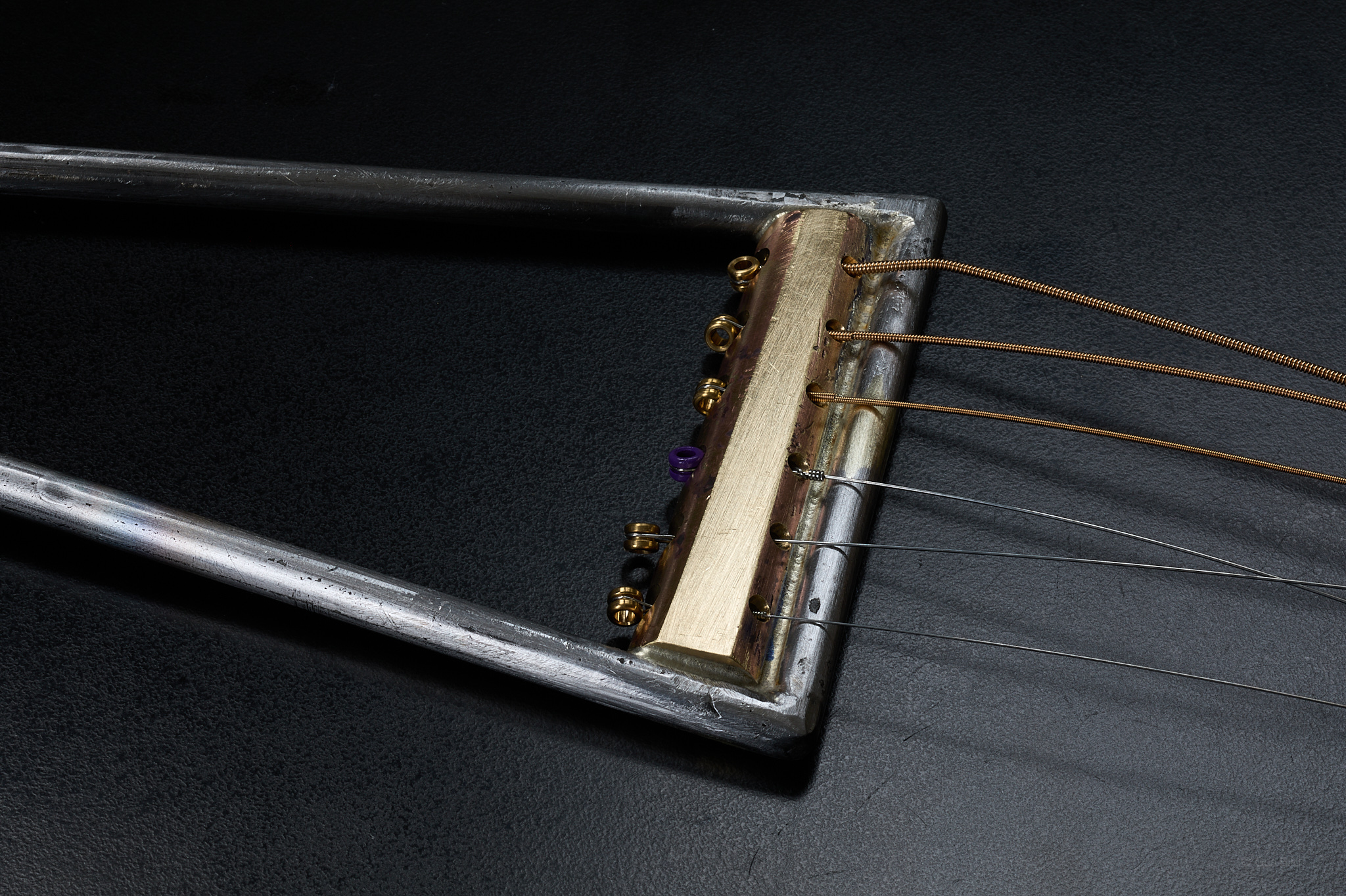 Low string feed bottom shot.